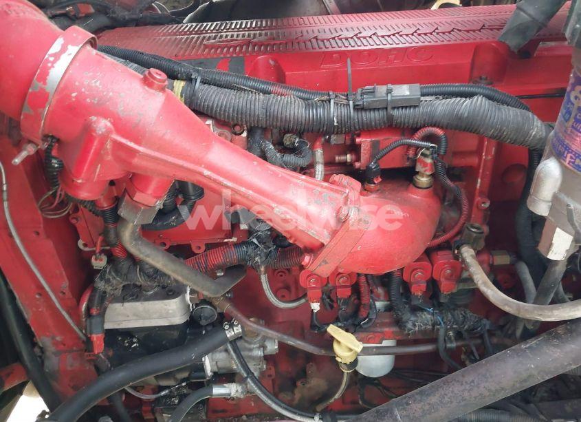 Photo 10 of 2006 International 9400 9400I (VIN 2HSCNAPR56C331142)