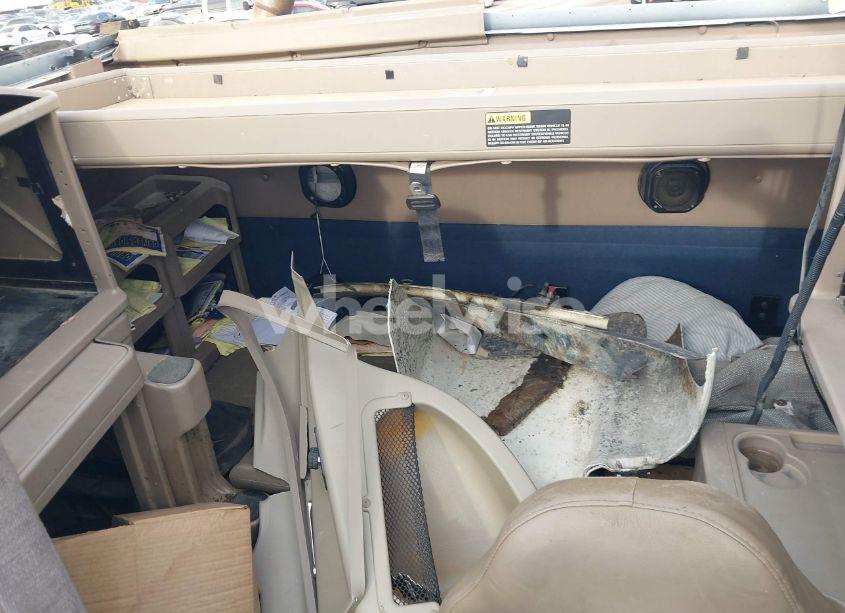 Photo 7 of 2006 International 9400 9400I (VIN 2HSCNAPR56C331142)