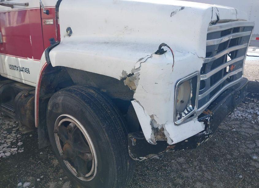 Photo 10 of 1983 International S-series N/A (VIN 2HTAA19E2DCA12080)