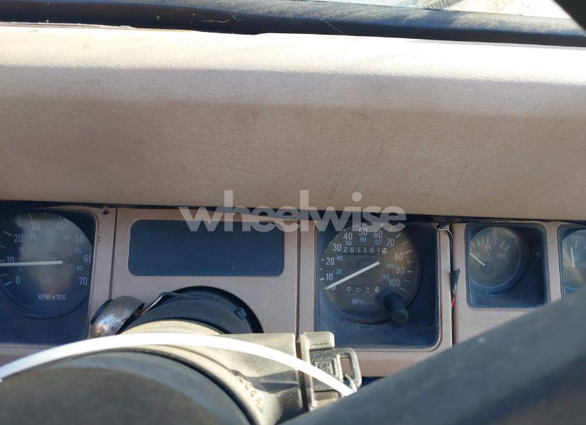 Photo 7 of 1989 Jeep Wrangler / YJ (VIN 2J4FY19E0KJ127310)