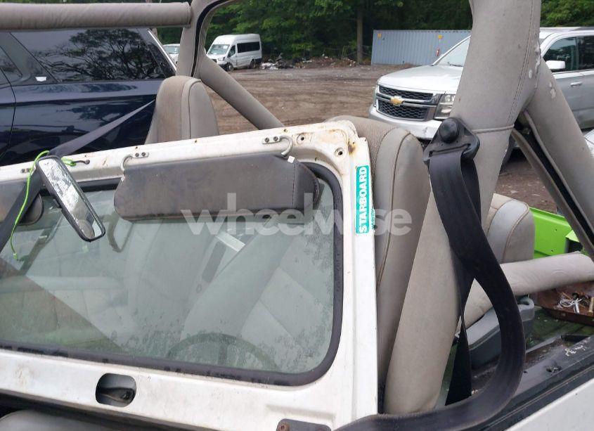 Photo 8 of 1990 Jeep Wrangler / YJ S (VIN 2J4FY19E1LJ533792)