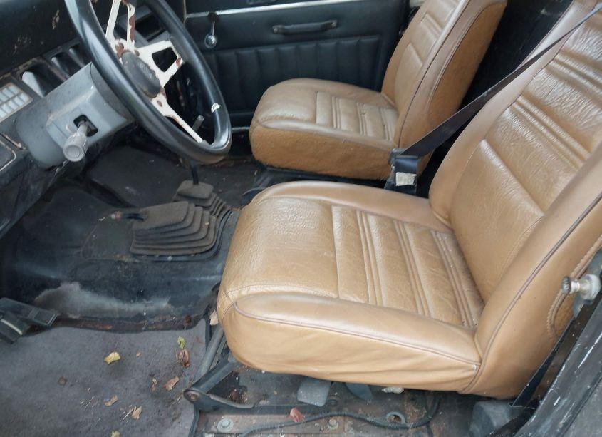 Photo 5 of 1989 Jeep Wrangler / YJ (VIN 2J4FY19E8KJ146526)