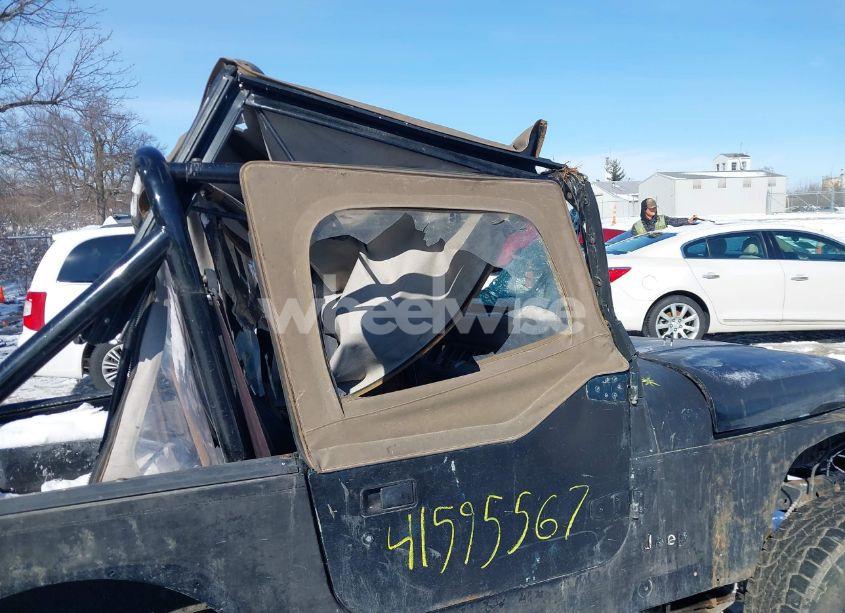 Photo 13 of 1991 Jeep Wrangler / YJ S (VIN 2J4FY19P1MJ154813)