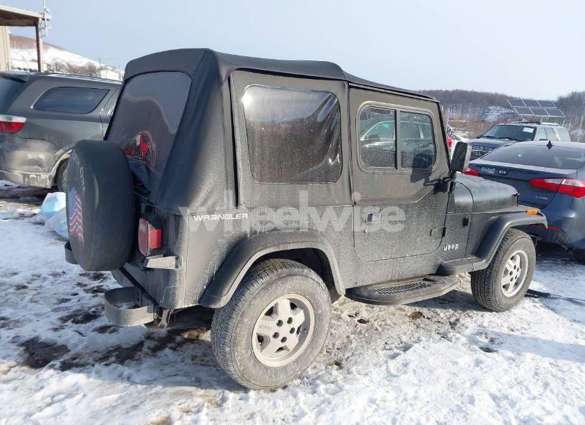Photo 4 of 1992 Jeep Wrangler / YJ S (VIN 2J4FY19P2NJ542389)