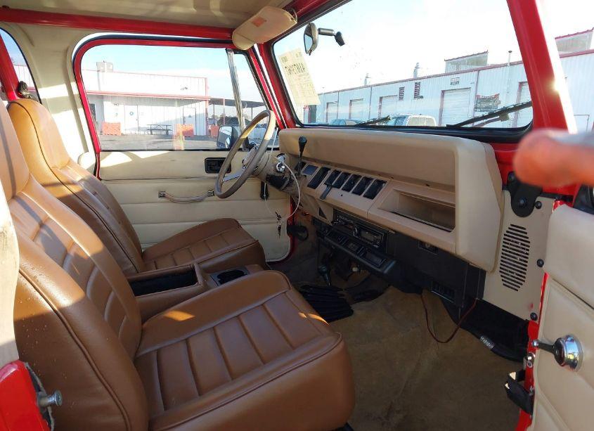 Photo 5 of 1990 Jeep Wrangler / YJ (VIN 2J4FY29T0LJ521797)