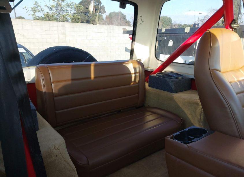 Photo 8 of 1990 Jeep Wrangler / YJ (VIN 2J4FY29T0LJ521797)