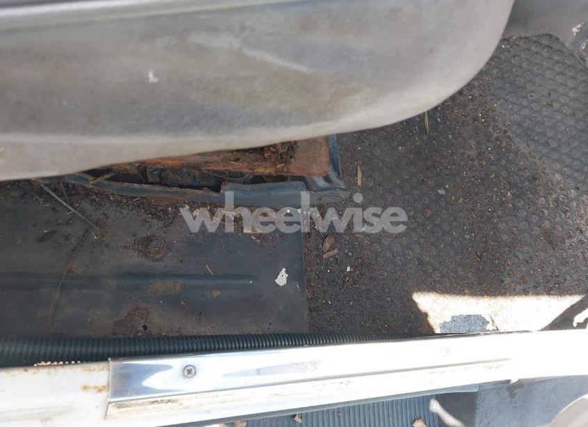 Photo 15 of 1990 Jeep Wrangler / YJ (VIN 2J4FY29T7LJ528844)