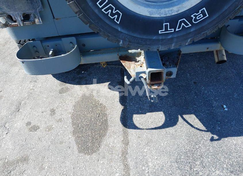 Photo 14 of 1990 Jeep Wrangler / YJ ISLANDER (VIN 2J4FY39TXLJ517486)