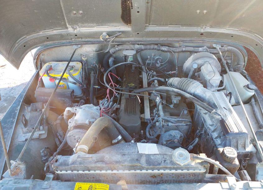 Photo 10 of 1992 Jeep Wrangler / YJ SAHARA (VIN 2J4FY49S5NJ554557)