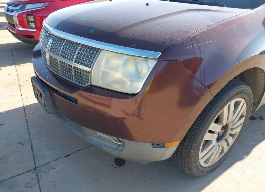 Photo 12 of 2010 Lincoln Mkx (VIN 2LMDJ6JC6ABJ33856)