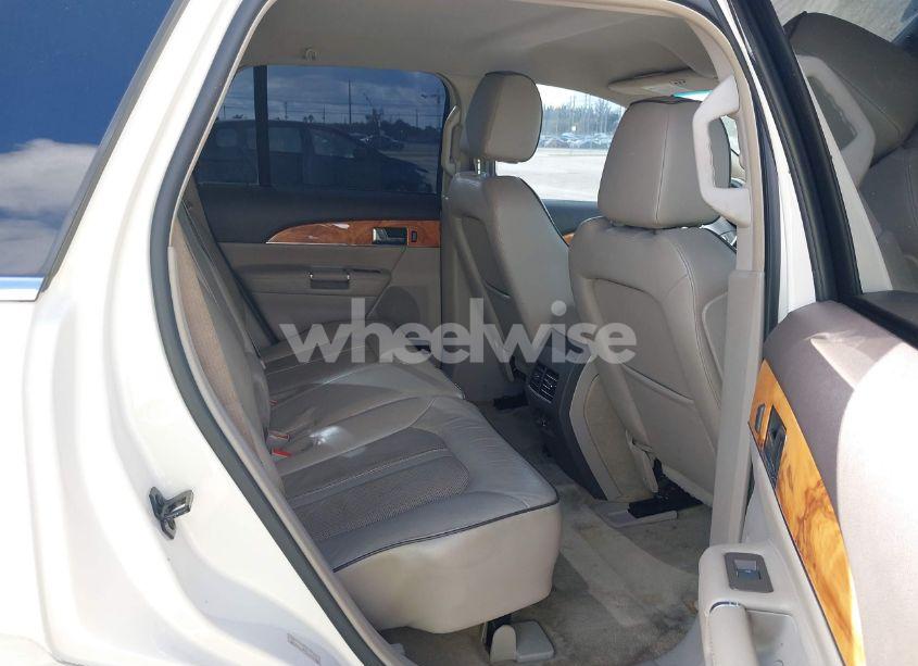 Photo 8 of 2013 Lincoln Mkx (VIN 2LMDJ6JK0DBL41470)