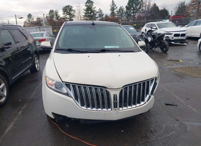 Photo 12 of 2013 Lincoln Mkx (VIN 2LMDJ6JK0DBL43784)