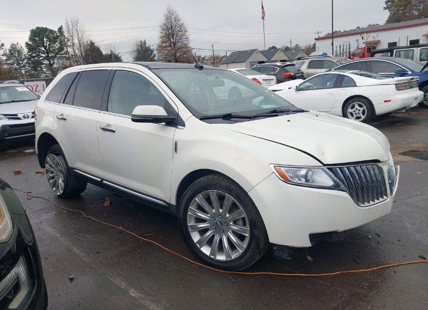 Photo 13 of 2013 Lincoln Mkx (VIN 2LMDJ6JK0DBL43784)