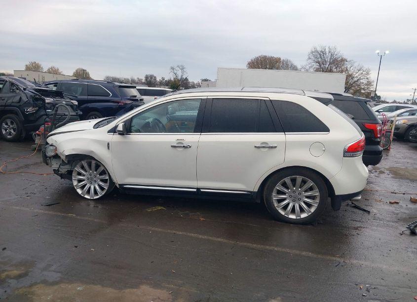 Photo 14 of 2013 Lincoln Mkx (VIN 2LMDJ6JK0DBL43784)