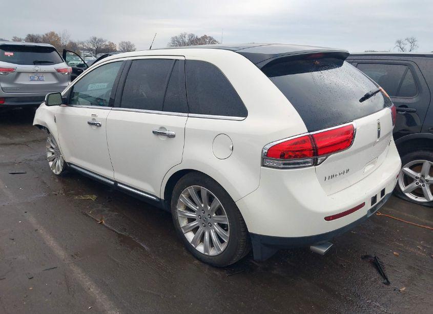 Photo 3 of 2013 Lincoln Mkx (VIN 2LMDJ6JK0DBL43784)