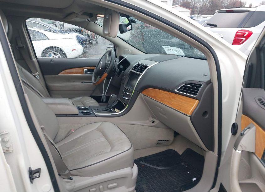 Photo 5 of 2013 Lincoln Mkx (VIN 2LMDJ6JK0DBL43784)