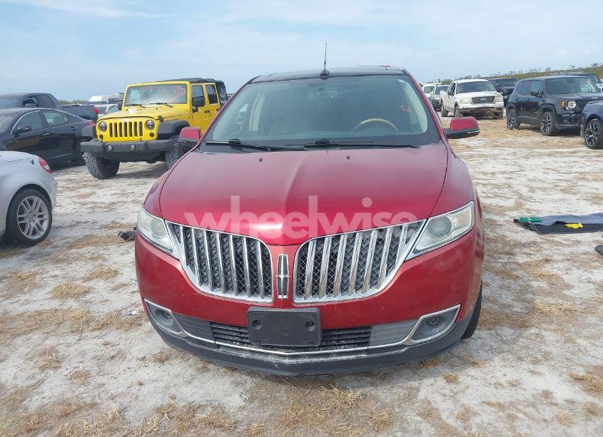 Photo 13 of 2013 Lincoln Mkx (VIN 2LMDJ6JK2DBL37646)