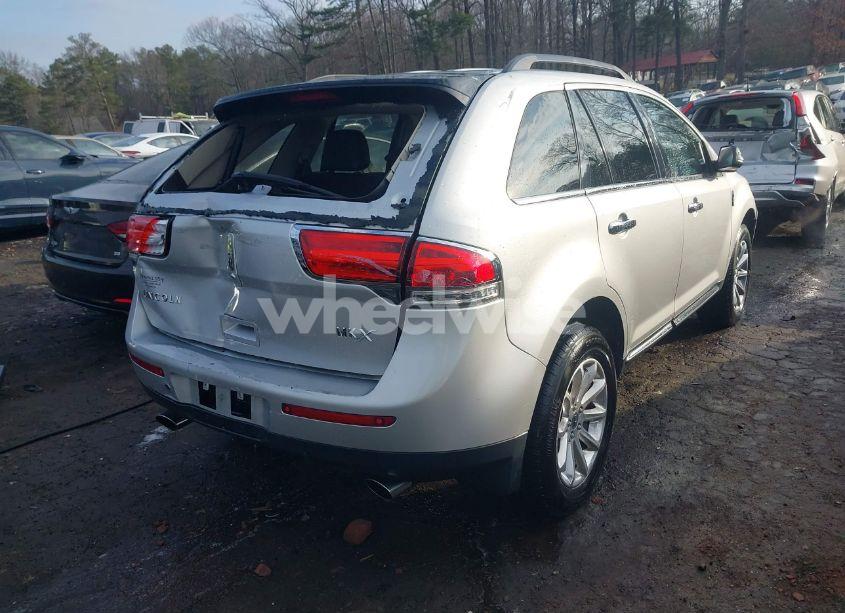 Photo 4 of 2013 Lincoln Mkx (VIN 2LMDJ6JK2DBL44760)