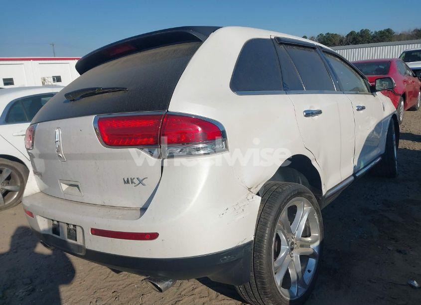 Photo 4 of 2013 Lincoln Mkx (VIN 2LMDJ6JK2DBL46265)