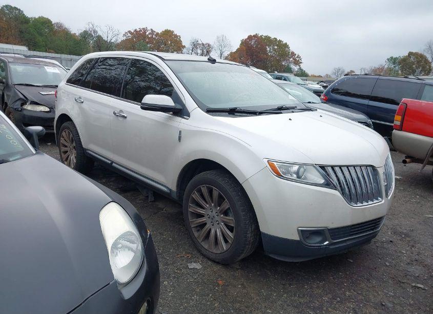 2013 Lincoln Mkx (VIN 2LMDJ6JK3DBL34335) main photo