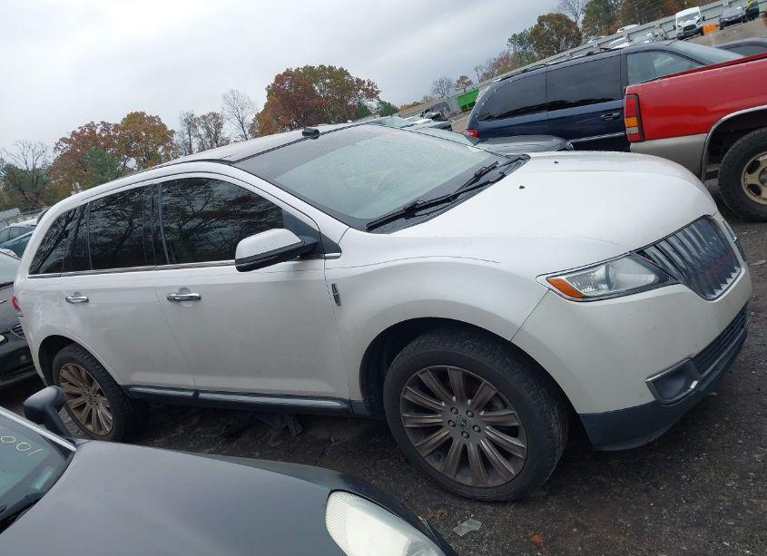 Photo 13 of 2013 Lincoln Mkx (VIN 2LMDJ6JK3DBL34335)