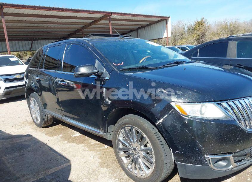 Photo 13 of 2013 Lincoln Mkx (VIN 2LMDJ6JK4DBL14286)