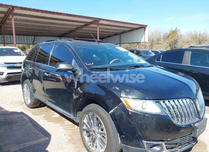 Photo 6 of 2013 Lincoln Mkx (VIN 2LMDJ6JK4DBL14286)
