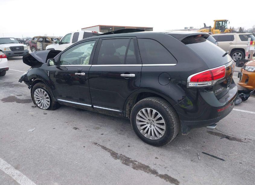 Photo 3 of 2013 Lincoln Mkx (VIN 2LMDJ6JK5DBL15379)