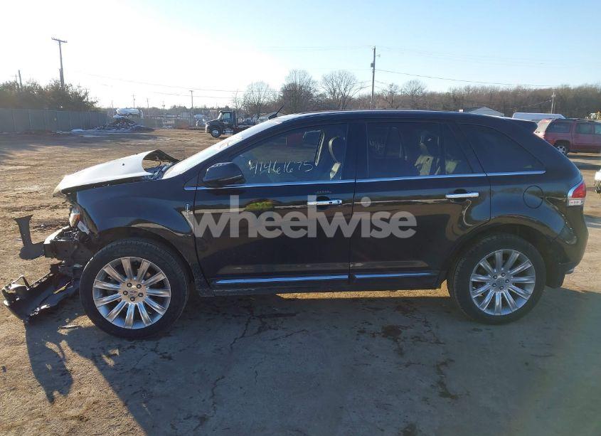 Photo 14 of 2013 Lincoln Mkx (VIN 2LMDJ6JK5DBL23160)