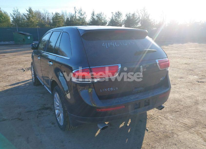 Photo 3 of 2013 Lincoln Mkx (VIN 2LMDJ6JK5DBL23160)