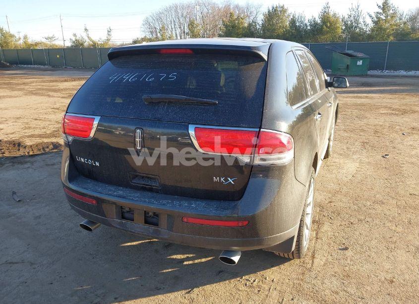 Photo 4 of 2013 Lincoln Mkx (VIN 2LMDJ6JK5DBL23160)
