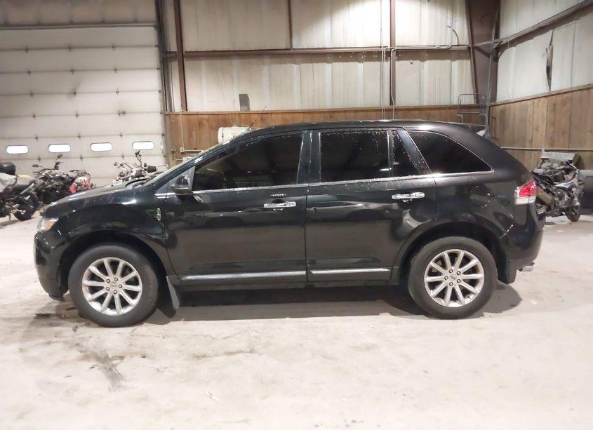 Photo 14 of 2013 Lincoln Mkx (VIN 2LMDJ6JK6DBL18484)