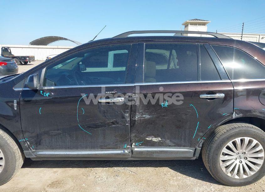 Photo 14 of 2013 Lincoln Mkx (VIN 2LMDJ6JK8DBL28997)