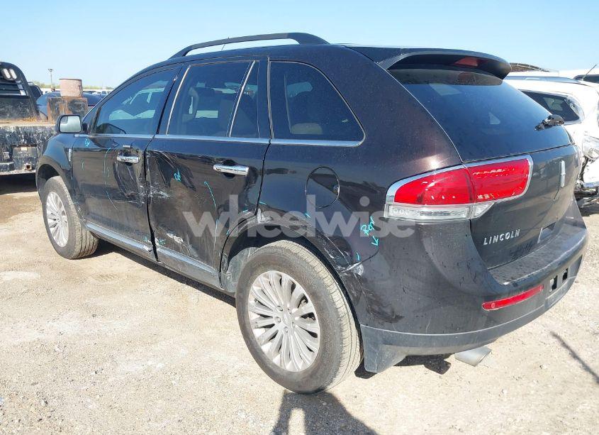 Photo 3 of 2013 Lincoln Mkx (VIN 2LMDJ6JK8DBL28997)