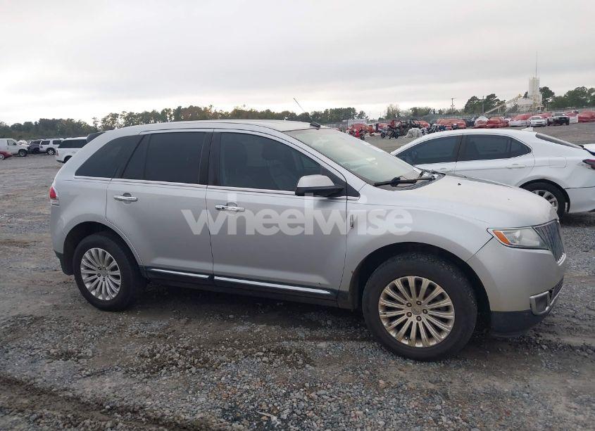 Photo 13 of 2014 Lincoln Mkx N/A (VIN 2LMDJ6JK9EBL01311)
