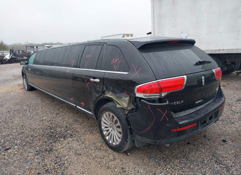 Photo 3 of 2013 Lincoln Mkx (VIN 2LMDJ6JKXDBL28239)