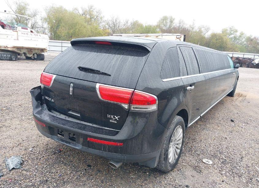 Photo 4 of 2013 Lincoln Mkx (VIN 2LMDJ6JKXDBL28239)