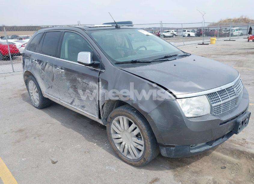 2010 Lincoln Mkx (VIN 2LMDJ8JC7ABJ34770) main photo