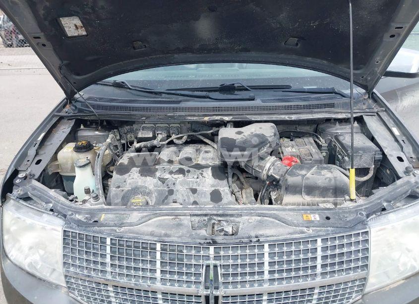 Photo 10 of 2010 Lincoln Mkx (VIN 2LMDJ8JC7ABJ34770)