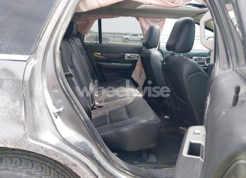 Photo 8 of 2010 Lincoln Mkx (VIN 2LMDJ8JC7ABJ34770)