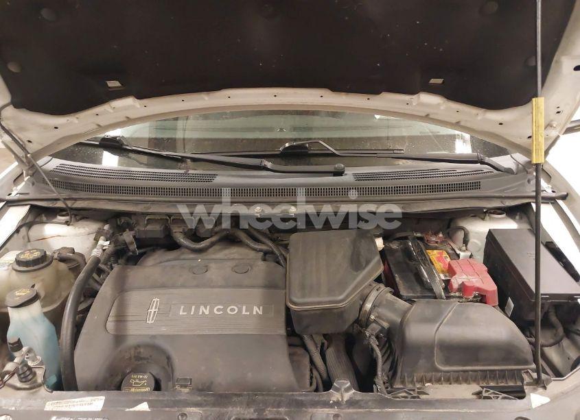 Photo 10 of 2013 Lincoln Mkx (VIN 2LMDJ8JK0DBL05211)