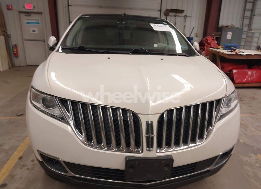 Photo 12 of 2013 Lincoln Mkx (VIN 2LMDJ8JK0DBL05211)