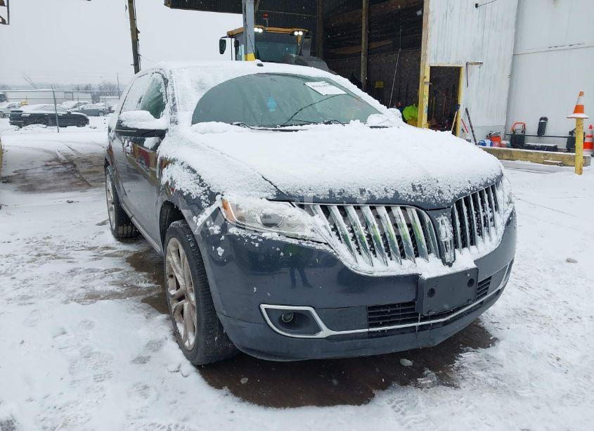 Photo 6 of 2013 Lincoln Mkx (VIN 2LMDJ8JK0DBL18895)