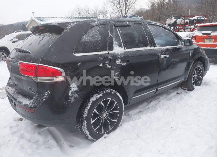 Photo 4 of 2013 Lincoln Mkx (VIN 2LMDJ8JK0DBL18928)