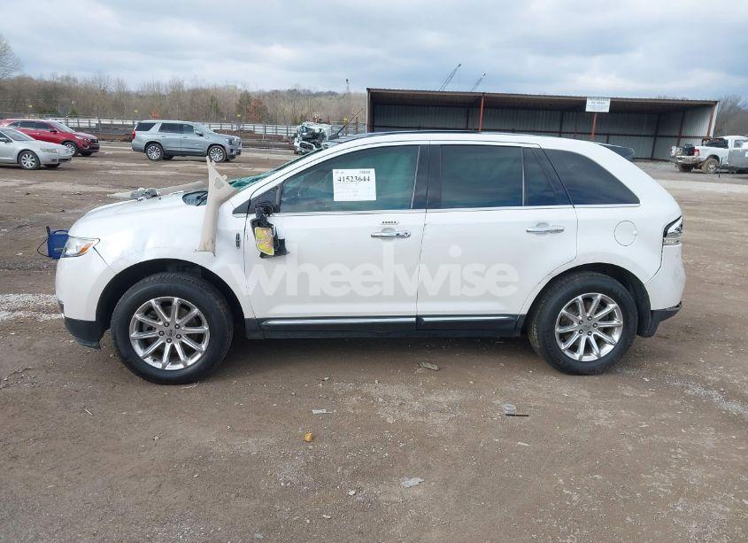 Photo 14 of 2013 Lincoln Mkx (VIN 2LMDJ8JK1DBL36967)