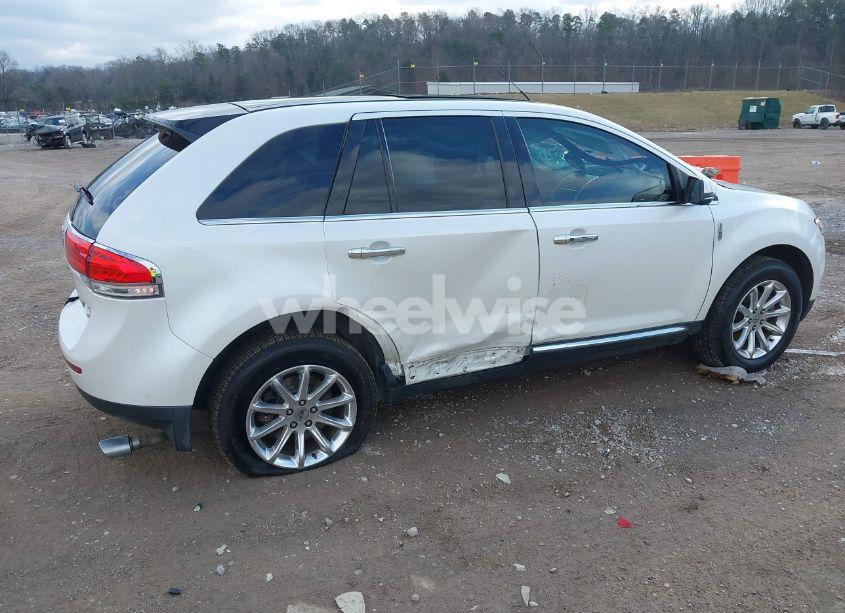Photo 6 of 2013 Lincoln Mkx (VIN 2LMDJ8JK1DBL36967)