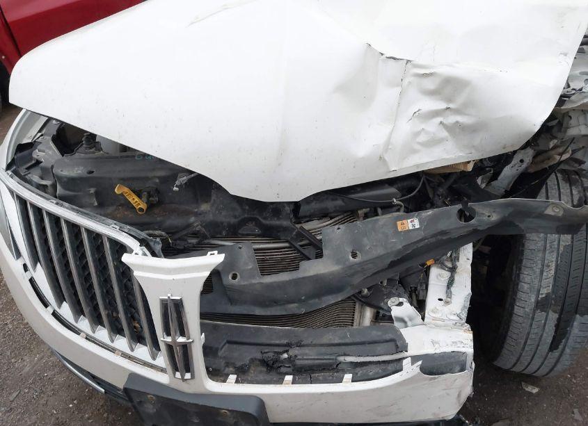 Photo 6 of 2013 Lincoln Mkx (VIN 2LMDJ8JK1DBL44972)