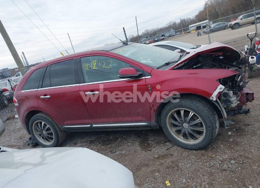 Photo 13 of 2013 Lincoln Mkx (VIN 2LMDJ8JK1DBL48455)
