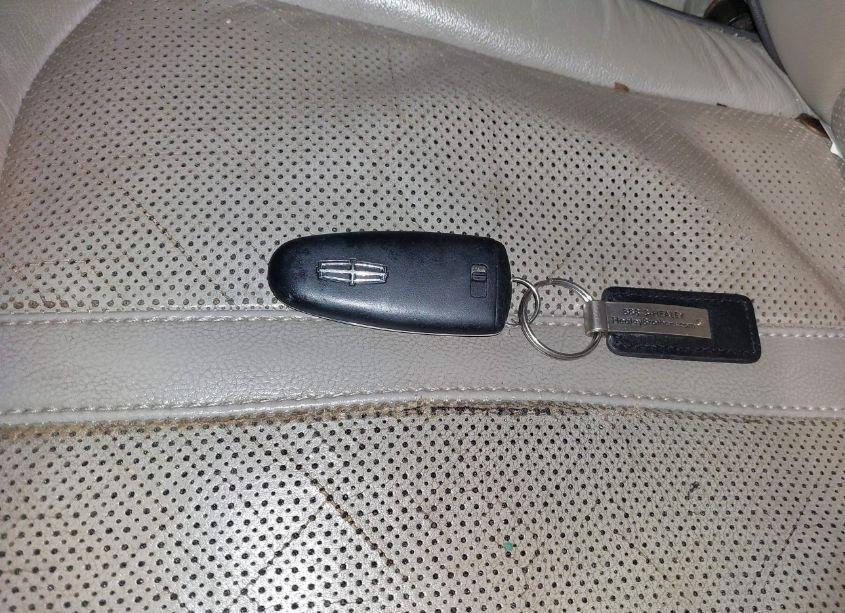 Photo 11 of 2013 Lincoln Mkx (VIN 2LMDJ8JK3DBL10130)