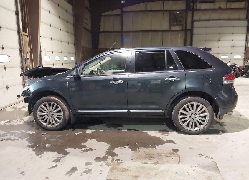 Photo 15 of 2013 Lincoln Mkx (VIN 2LMDJ8JK3DBL10130)